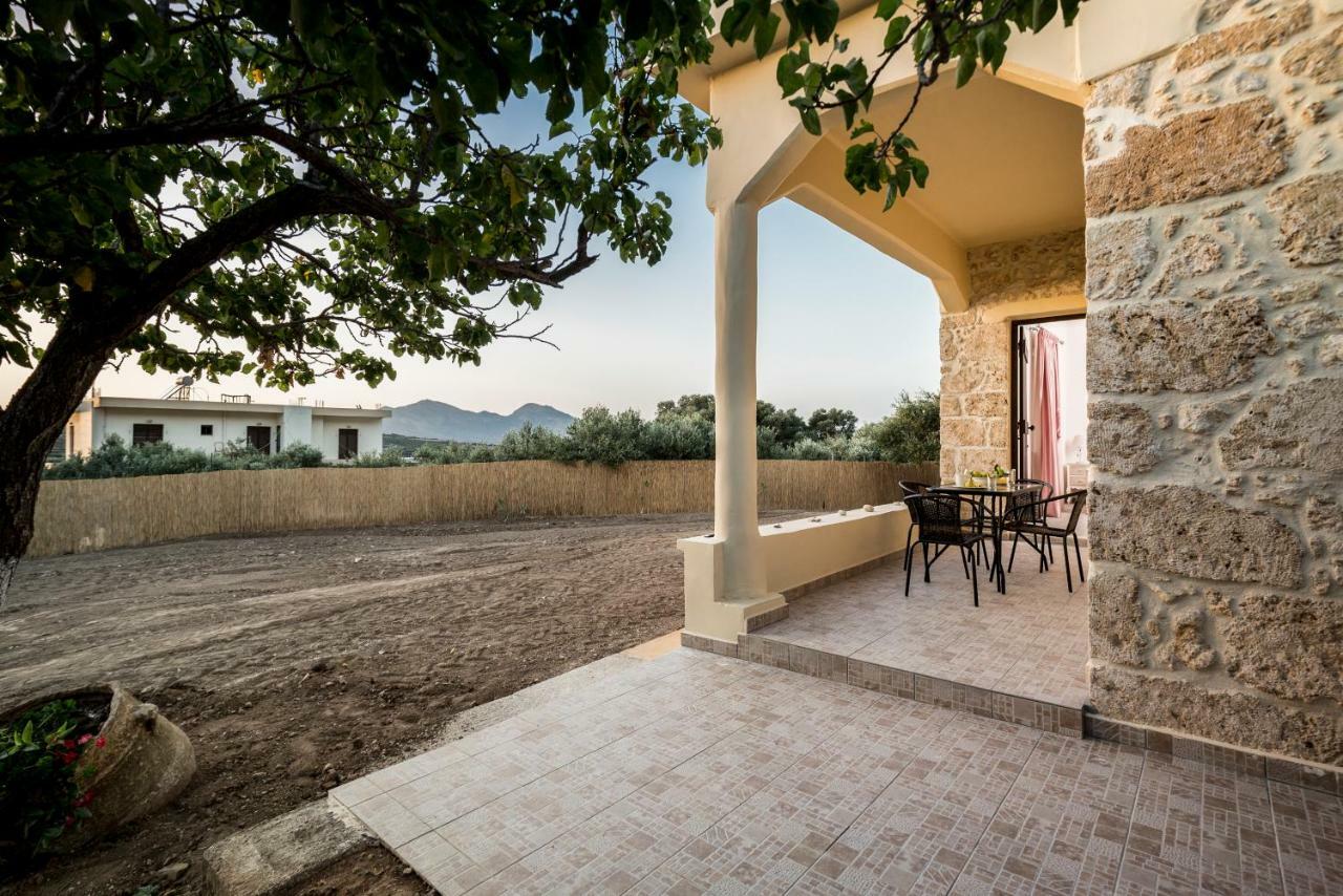 Willa Nepheli Stone House Plátanos Zewnętrze zdjęcie